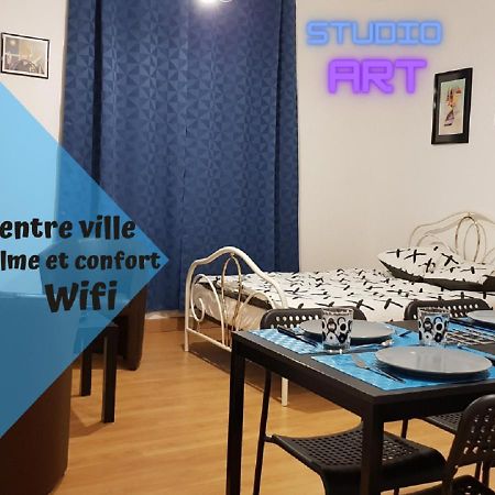 **Studio Art - 30M2 - Centre Ville** Chalons-en-Champagne Exterior photo