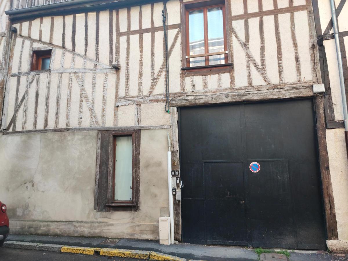 **Studio Art - 30M2 - Centre Ville** Chalons-en-Champagne Exterior photo